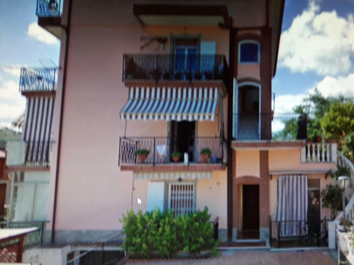 Apartment Aurora & Nicole Ideal Per Biker Con Terazza Vista Mare Parcheggio E Wi-Fi Gratuiti Pietra Ligure Exteriér fotografie