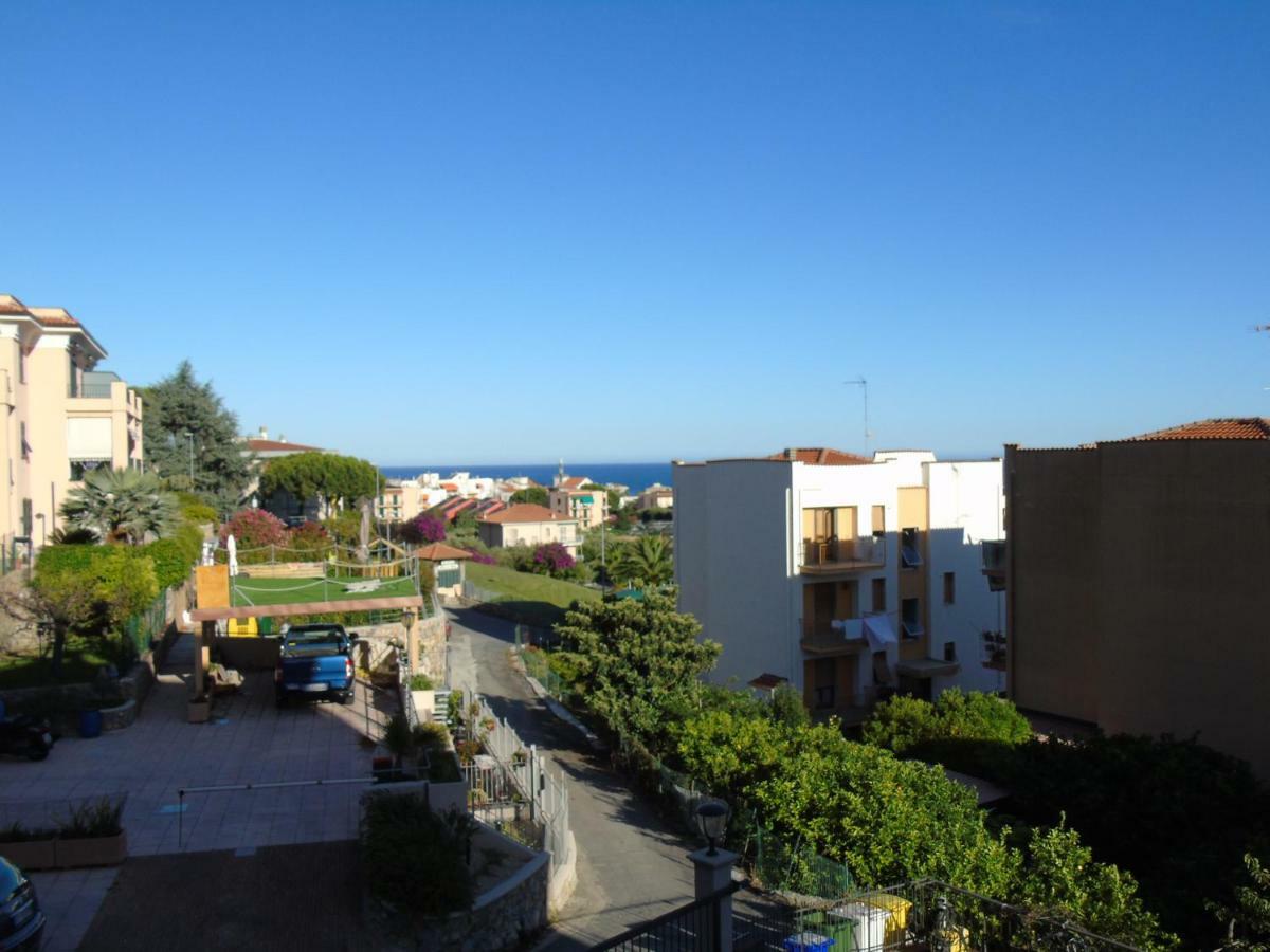 Apartment Aurora & Nicole Ideal Per Biker Con Terazza Vista Mare Parcheggio E Wi-Fi Gratuiti Pietra Ligure Exteriér fotografie